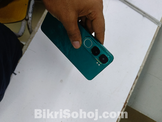Vivo v40 lite